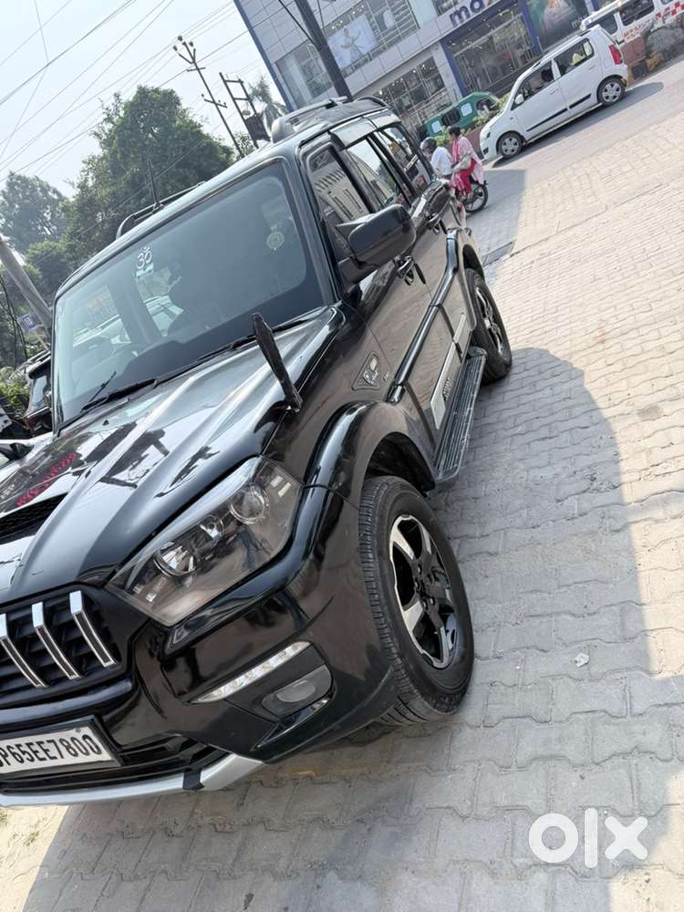 Mahindra Scorpio Classic 2021