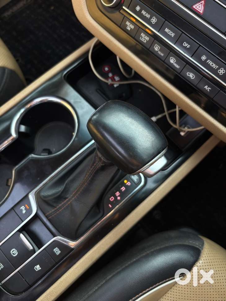 Kia Carnival Limousine Plus 7 Str, 2020, Diesel