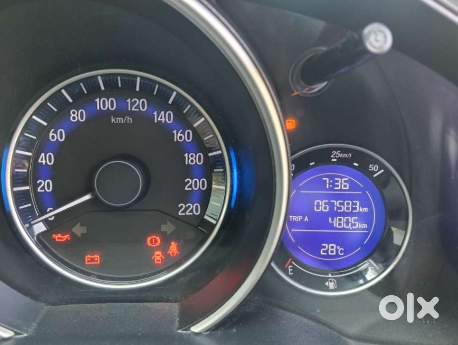 Honda Jazz V Mt Privilege, 2016, Petrol