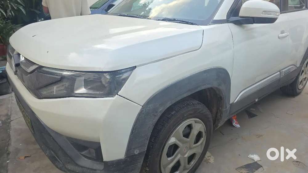 Maruti Brezza Lxi Petrol 2023