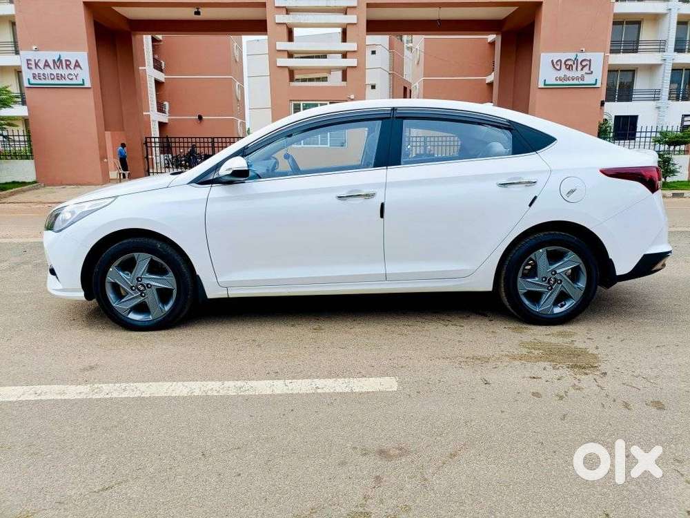 Hyundai Verna 1.5 Sx Petrol Mt, 2021, Petrol