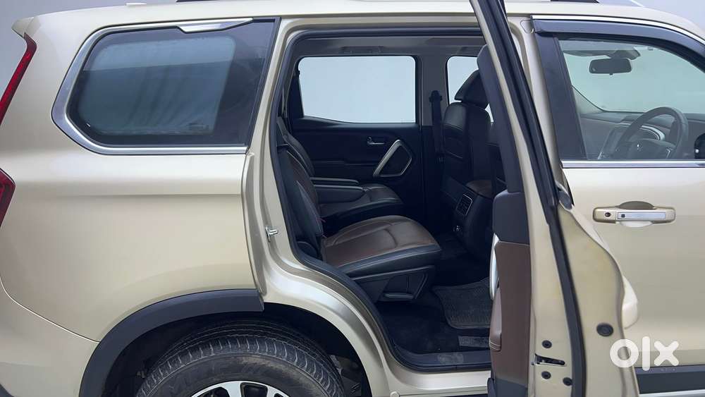 Mahindra Scorpio N Z8 L Petrol At 6 Str, 2022, Petrol