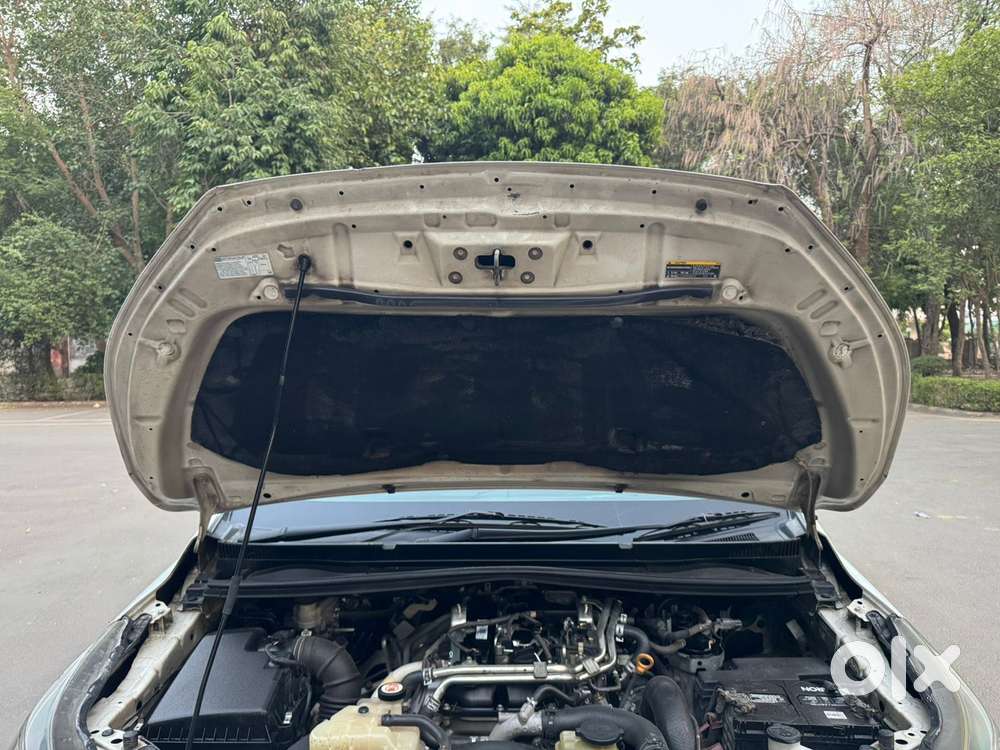 Toyota Innova Crysta 2.4 G Mt, 2018, Diesel