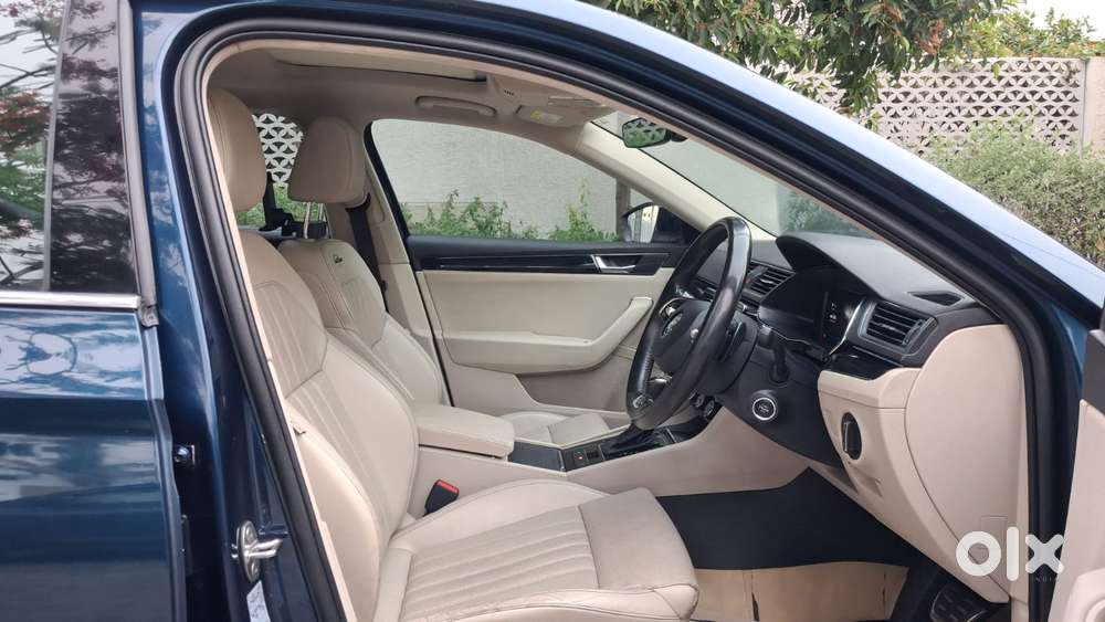 Skoda Superb 2.0 L&k Tsi At, 2022, Petrol