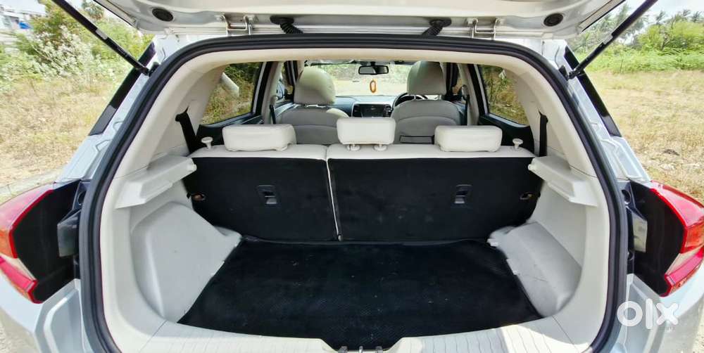 Mahindra Xuv300 W8 Option Diesel, 2022, Diesel