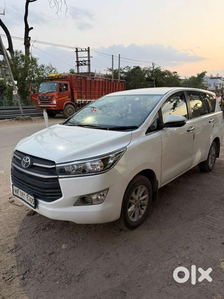 Toyota Innova Crysta 2018 Diesel Well Maintained