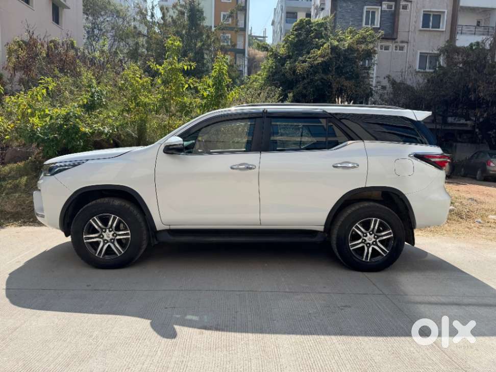 Toyota Fortuner 4x2 At 2.8 Diesel, 2022, Diesel