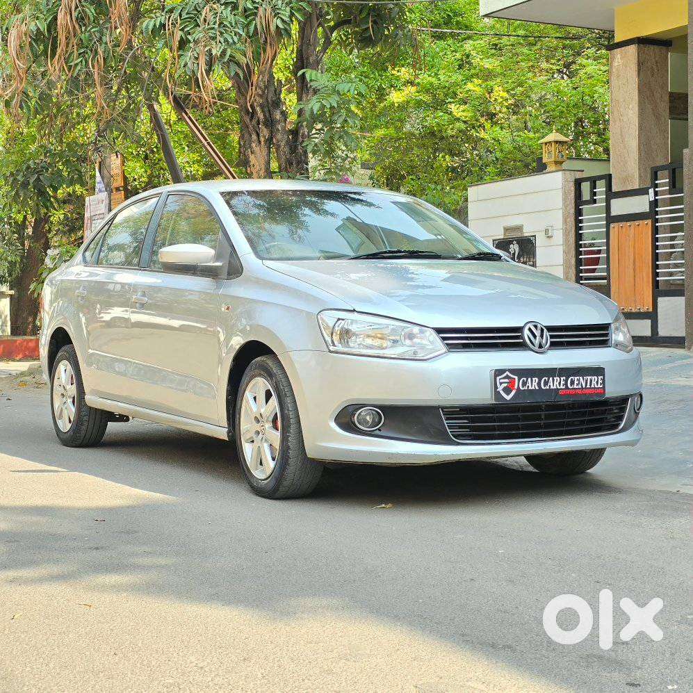 Volkswagen Vento 2010-2013 Petrol Highline, 2011, Petrol
