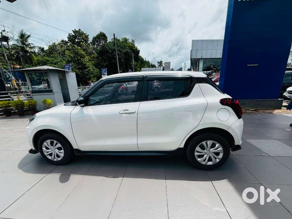 Maruti Suzuki Swift, 2023, Petrol