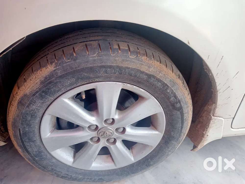 Toyota Corolla Altis 2011
