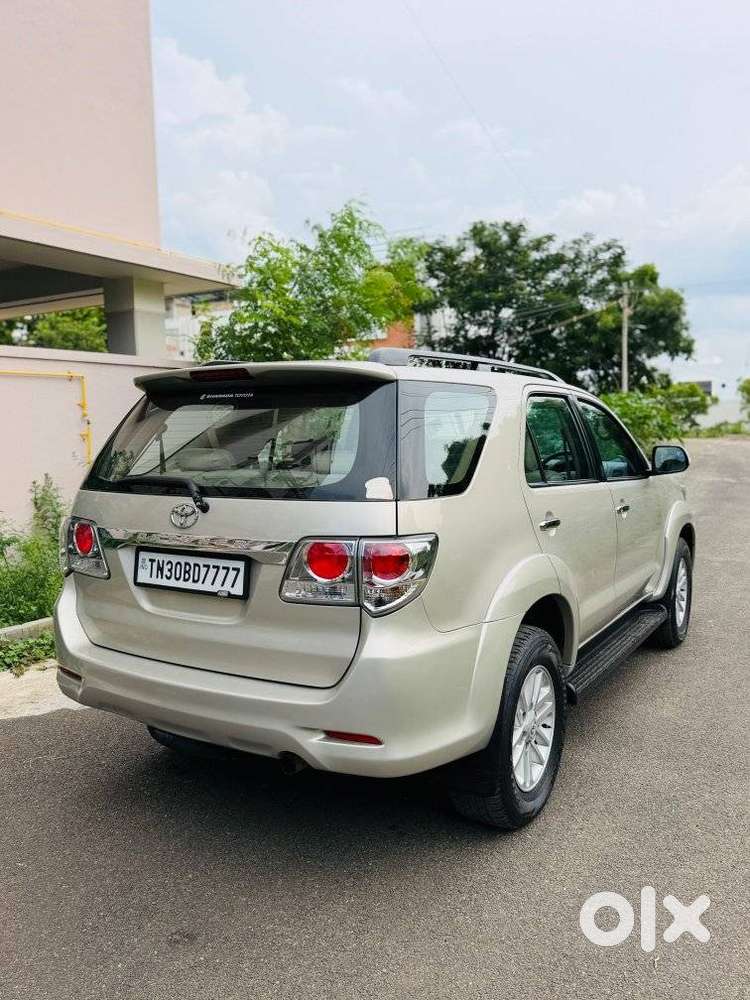 Toyota Fortuner, 2013, Diesel