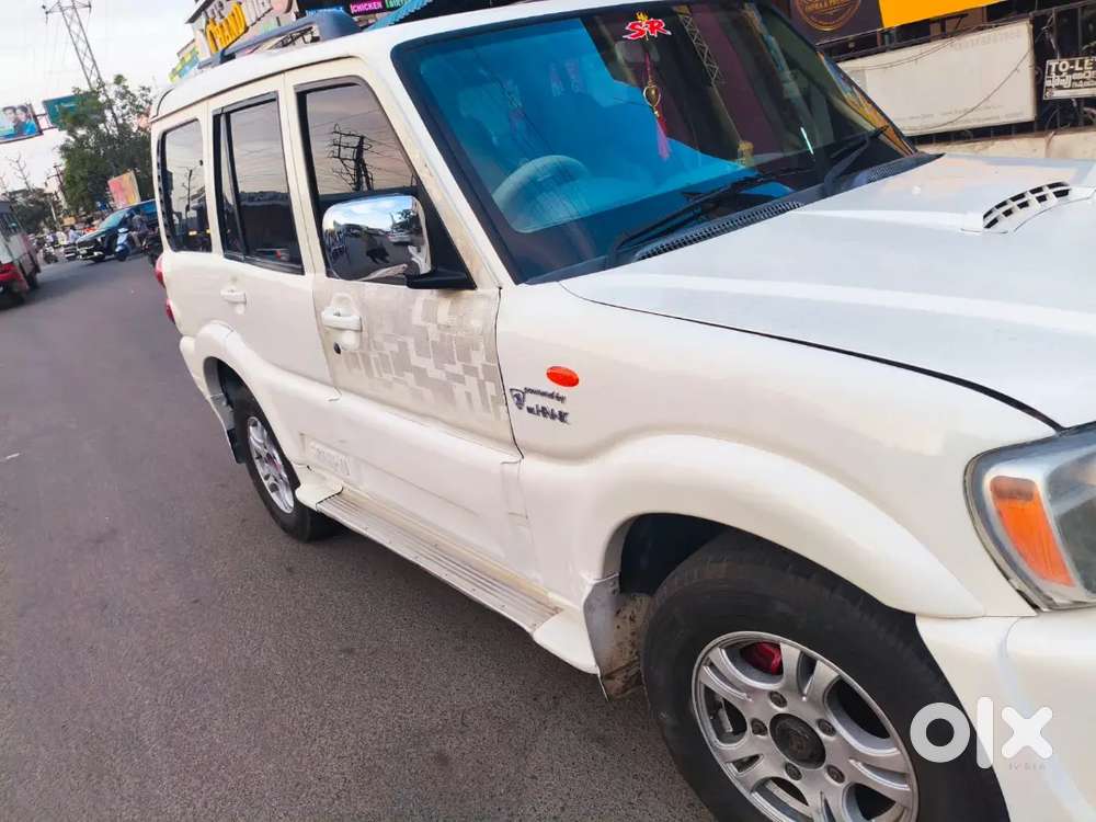 Mahindra Scorpio 2006 Diesel 130000 Km Driven