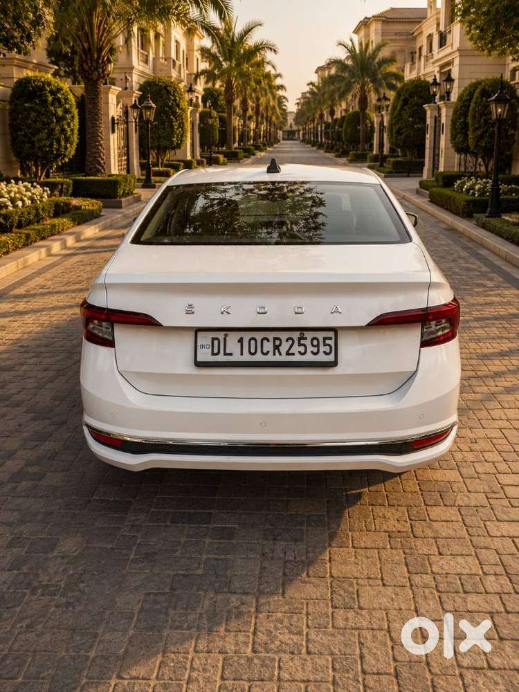 Skoda Slavia 1.0 Tsi Style, 2022, Petrol