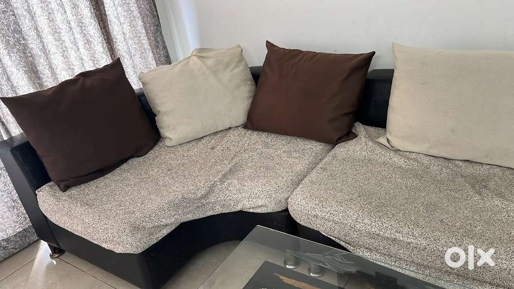 L-Shape Sectional Sofa Set with Glass Center Table