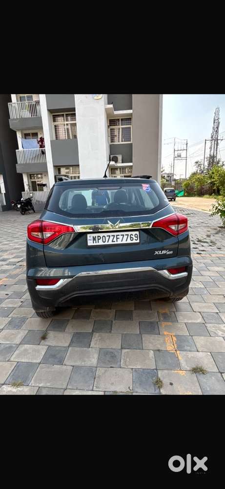Mahindra Xuv300 Petrol 2023