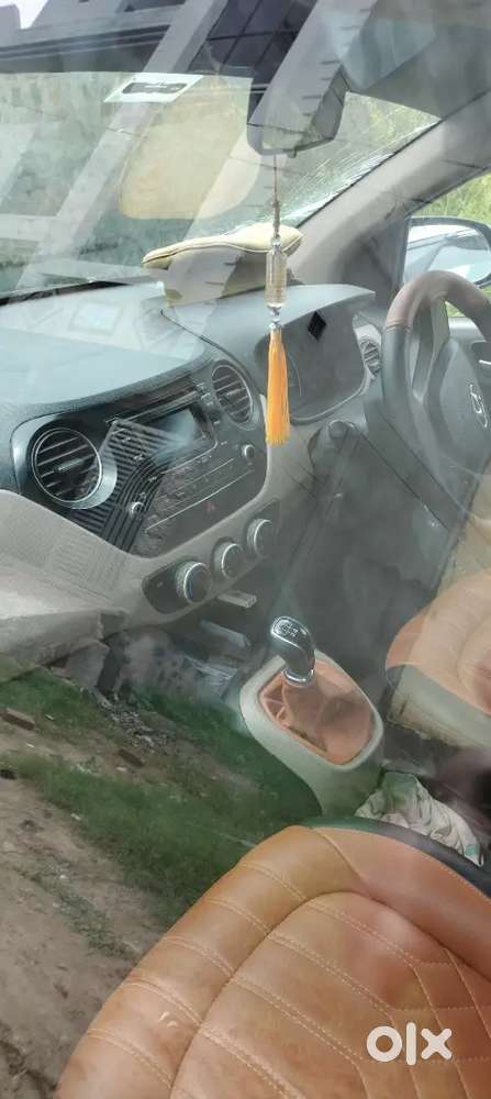 Hyundai Grand I10 Sportz 2015