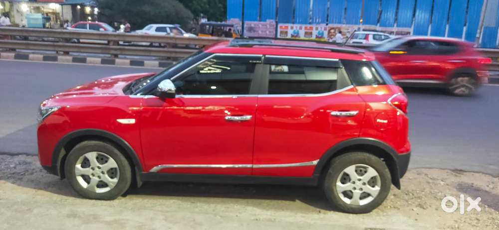 Mahindra Xuv300 1.2 W6 Amt Petrol, 2023, Petrol