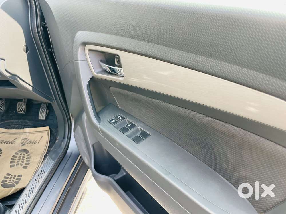Maruti Suzuki Vitara Brezza Zdi, 2018, Diesel