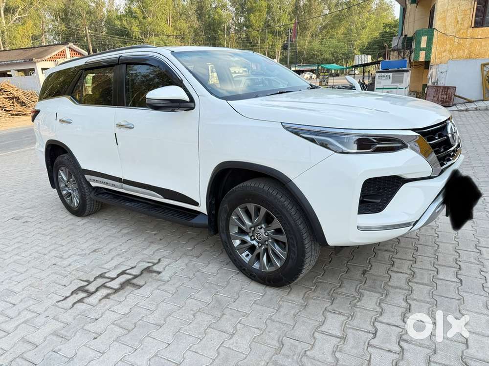 Toyota Fortuner 4x4 Diesel 2023