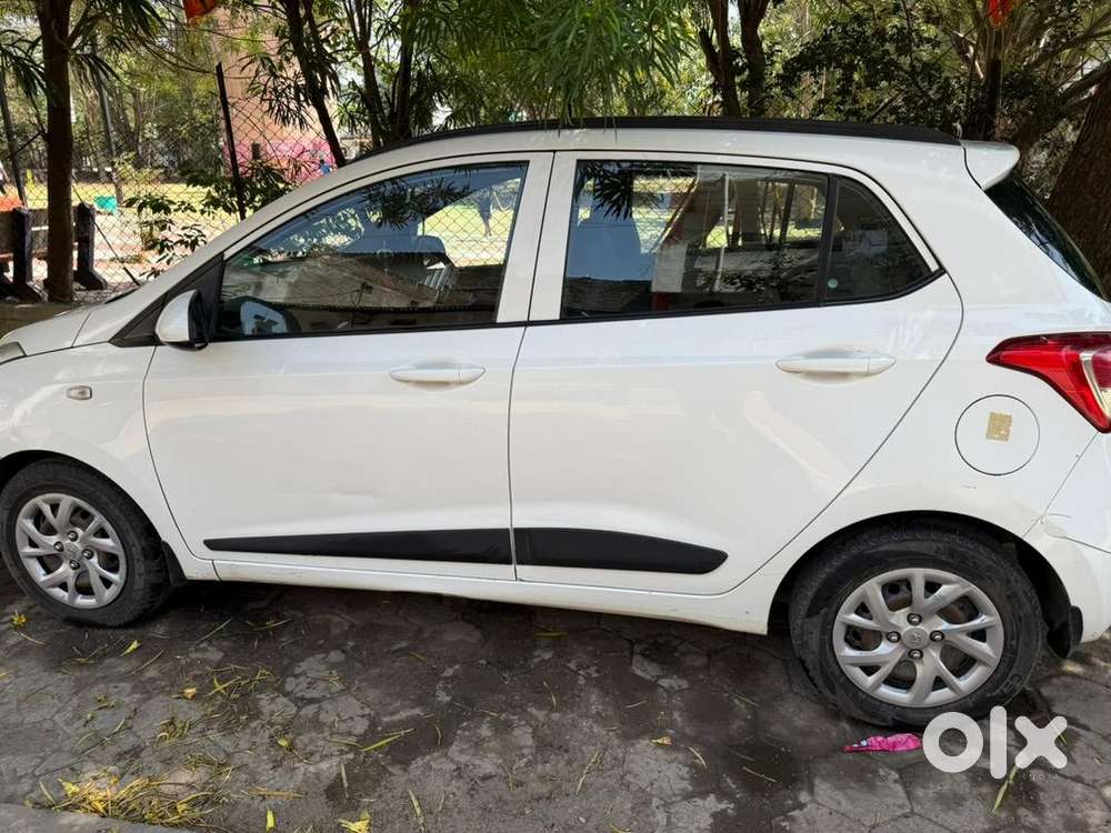 Hyundai Grand I10 2019 With Cng Test Certificate