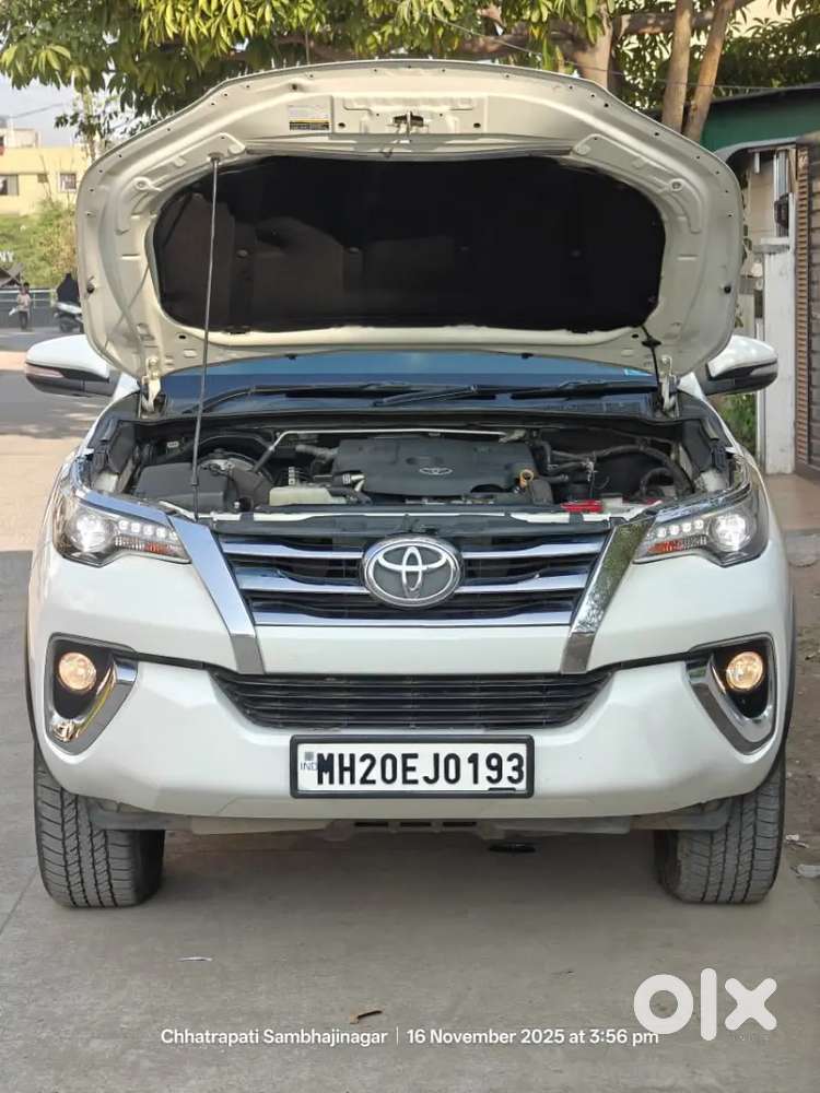 Toyota Fortuner 2017 Diesel 150000 Km Driven