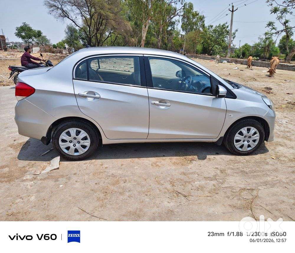 Honda Amaze E I-vtech, 2015, Petrol