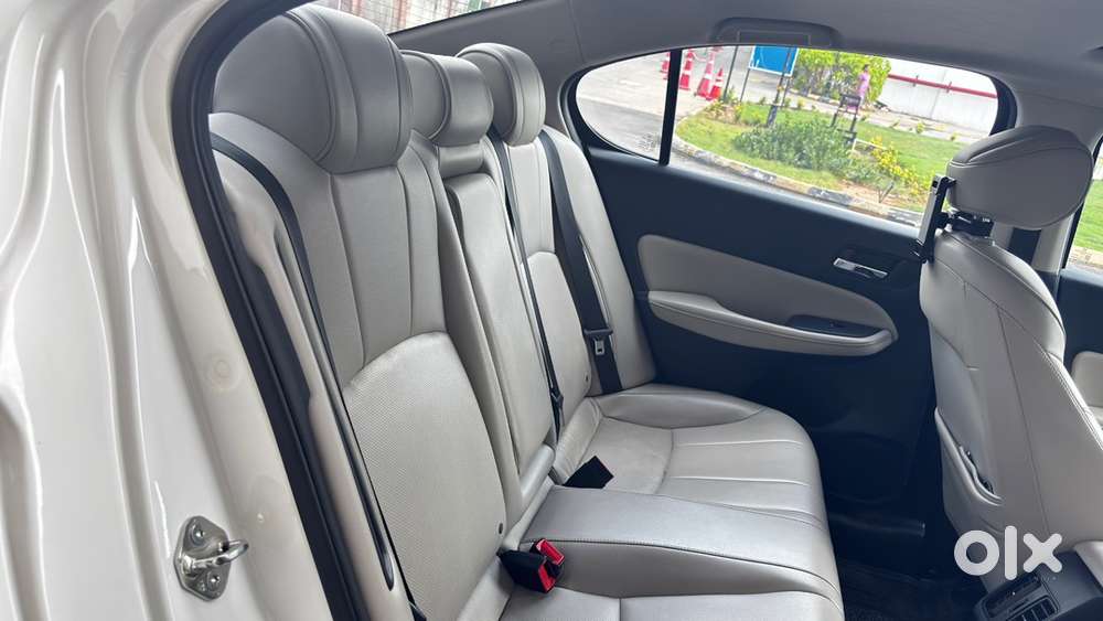 Honda City Hybrid 2023 - Mileage 41,000 Km