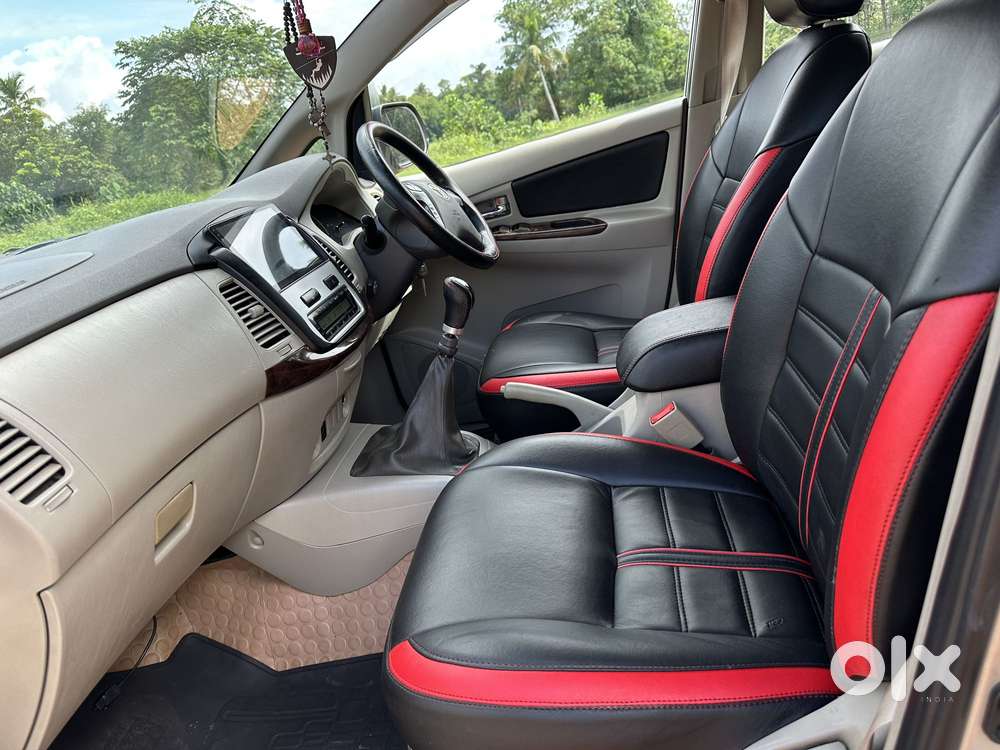 Toyota Innova 2.5 V 7 Str, 2014, Diesel