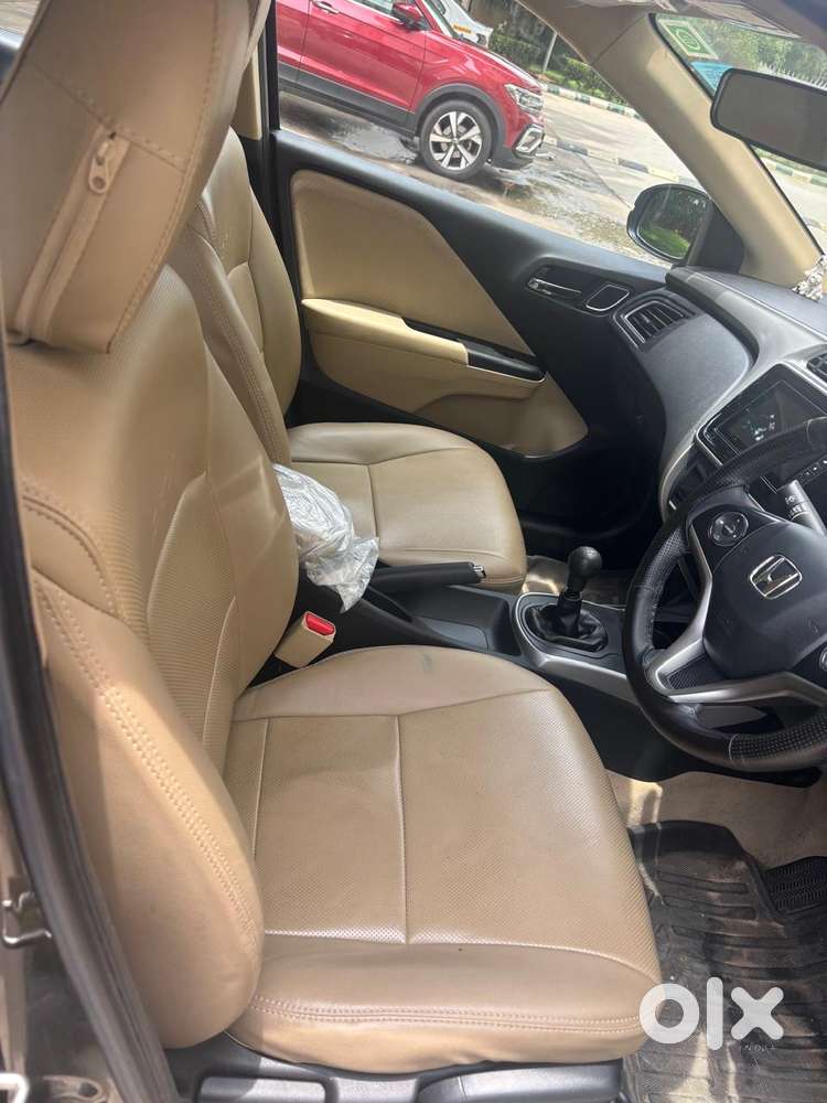 Honda City 1.5 V 5th Gen I-vtec Mt, 2021, Petrol