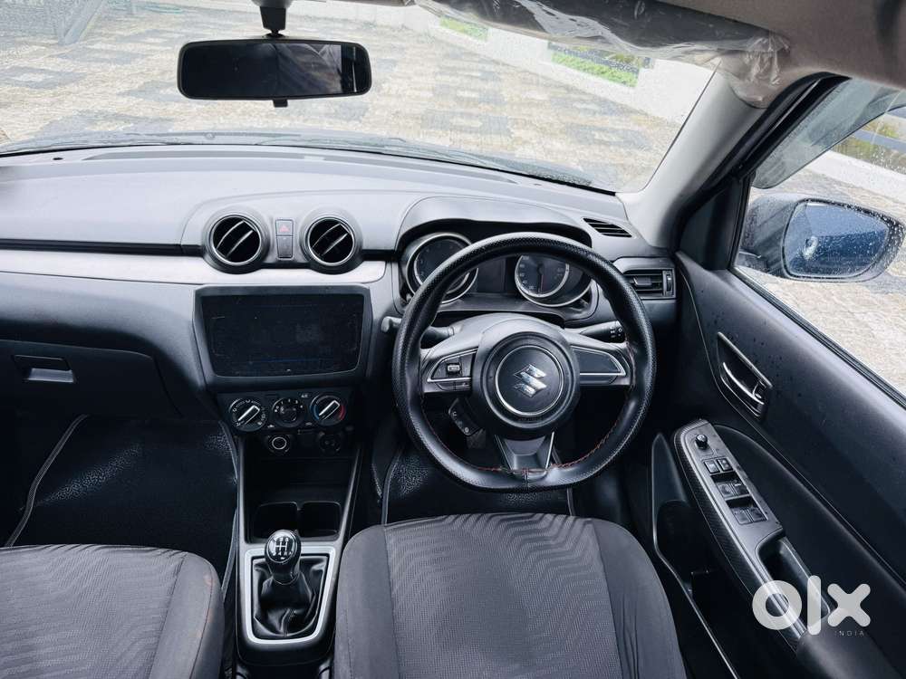 Maruti Suzuki Swift Vxi Optional, 2021, Petrol