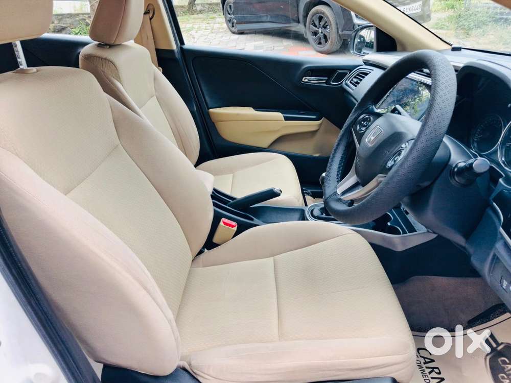Honda City I-vtec V, 2017, Petrol