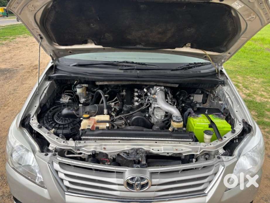 Toyota Innova 2.5 V 7 Str, 2012, Diesel