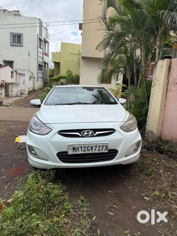 Hyundai Verna Fluidic 2011 Petrol Manual
