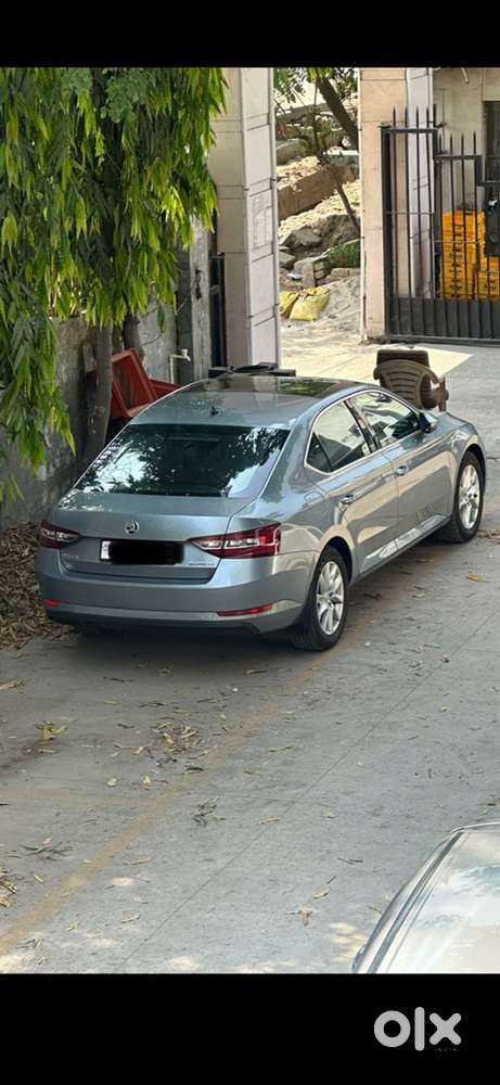 Skoda Superb Model 2017 Automatic Petrol