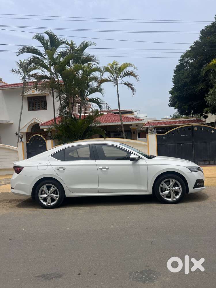 Skoda Octavia 2.0 Style Tsi At, 2019, Petrol