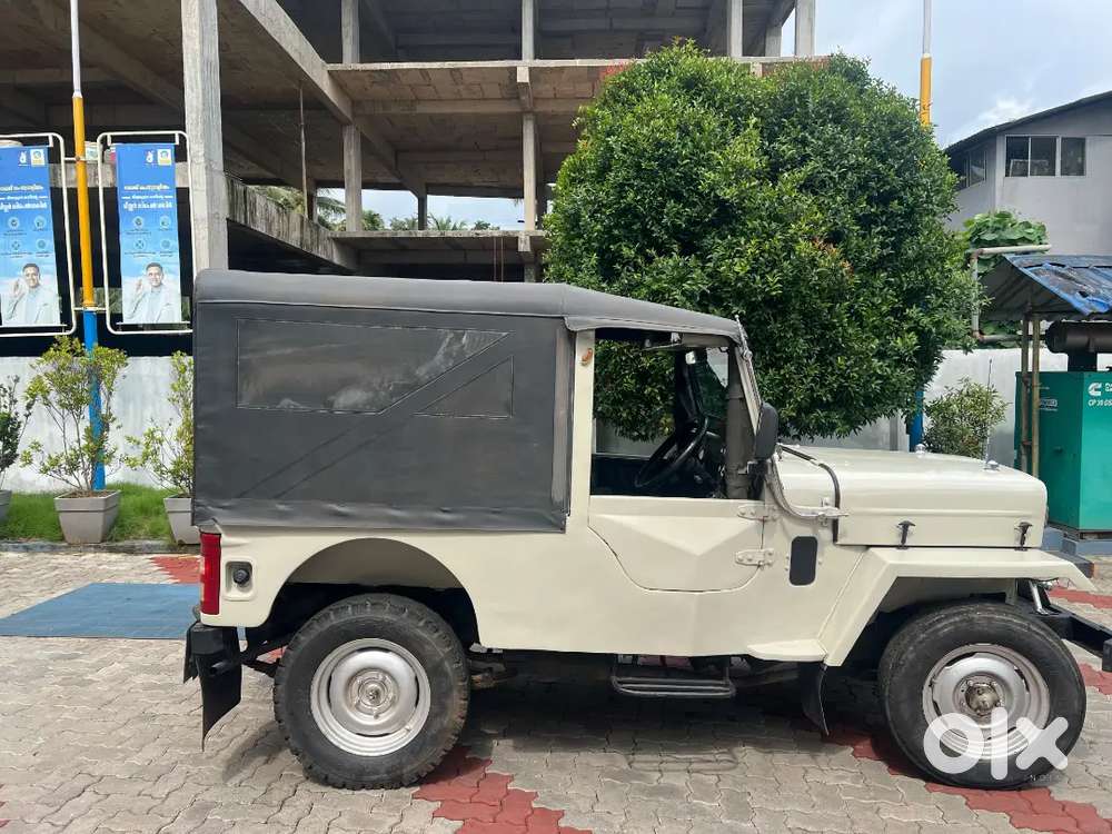 Mahindra Jeep 1995