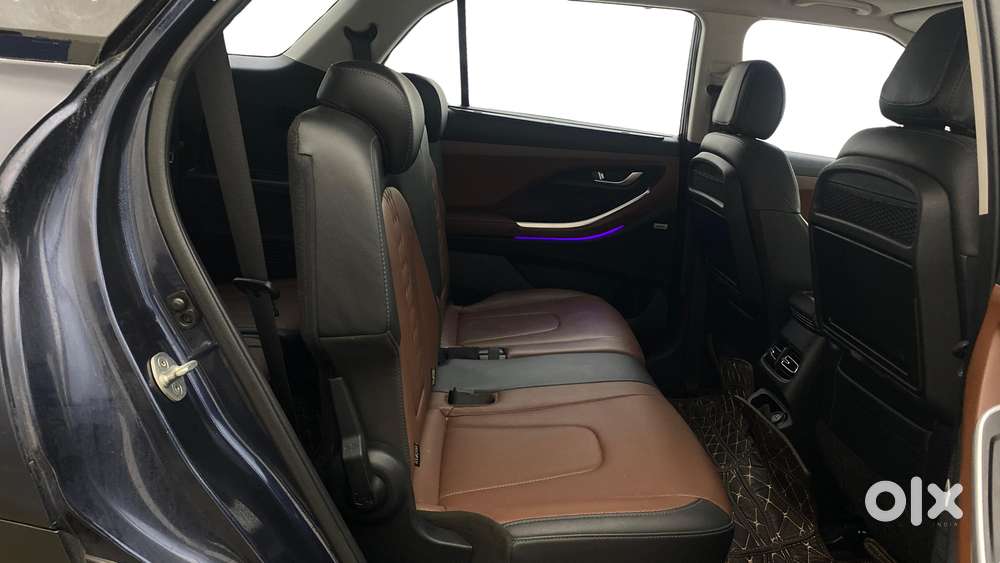 Hyundai Alcazar 2.0 Signature (o) Petrol At 7 Str, 2022, Petrol