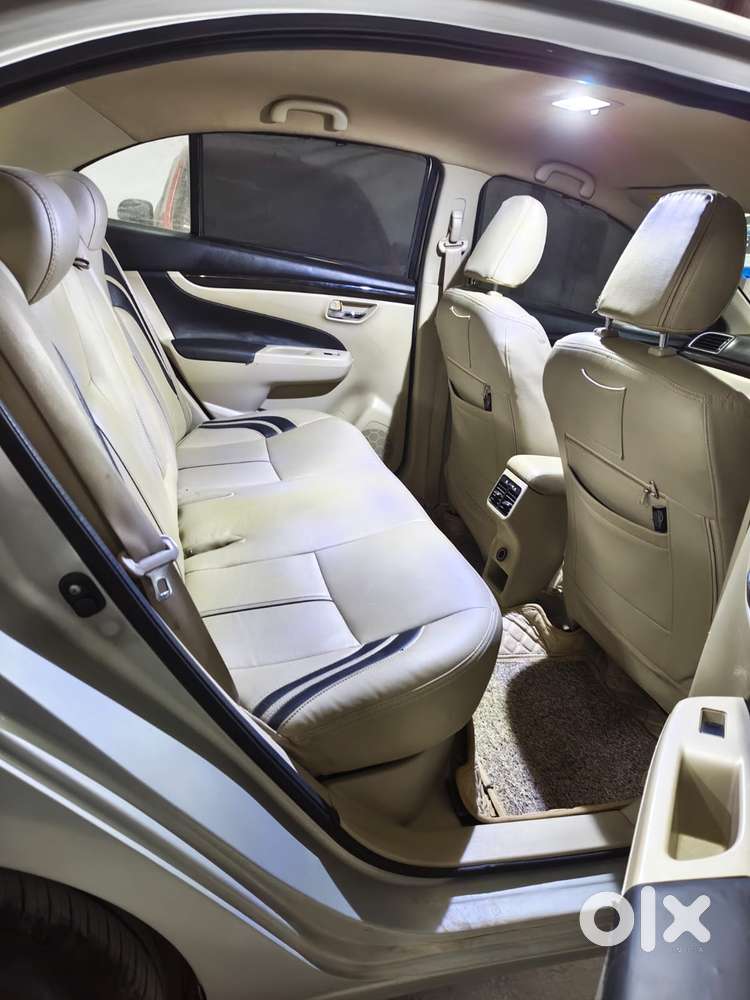 Maruti Suzuki Ciaz 2014-2017 At Vxi Plus, 2016, Petrol