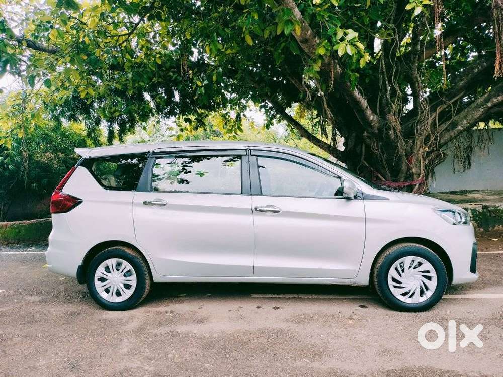 Maruti Suzuki Ertiga 1.5 Vxi, 2021, Petrol