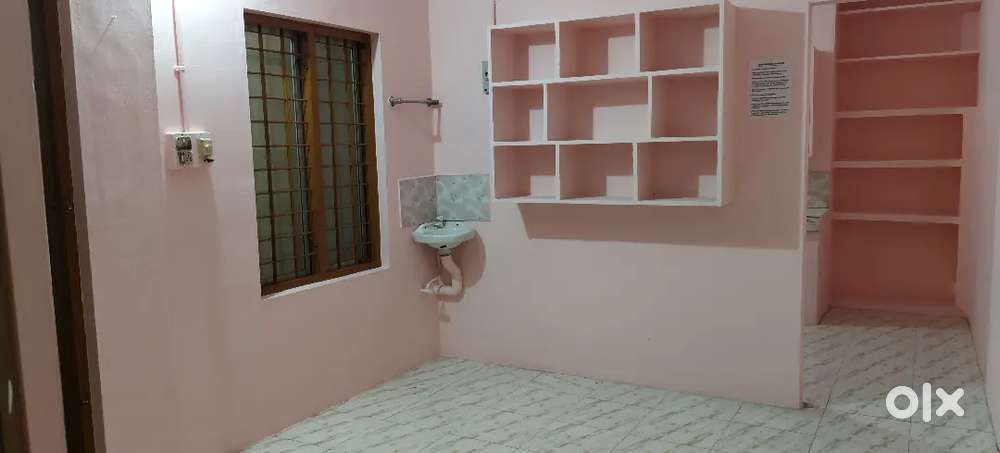 Office / Shop / House For Rent at Mulanthuruthy Pallithazham