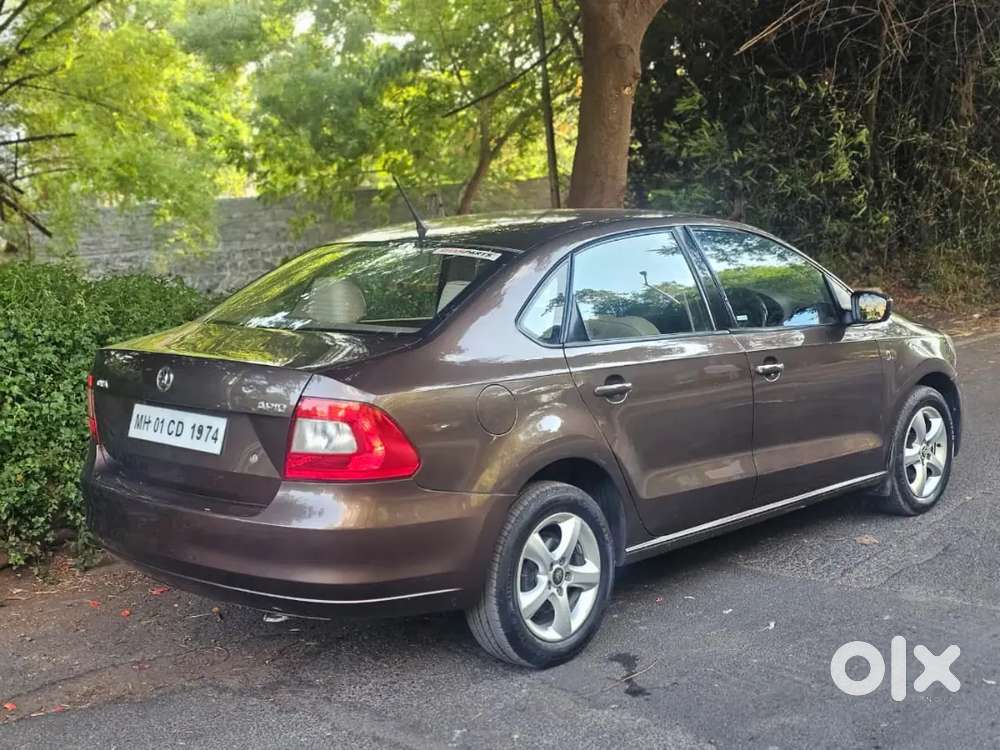 Skoda Rapid 1.6 Ambition 2015