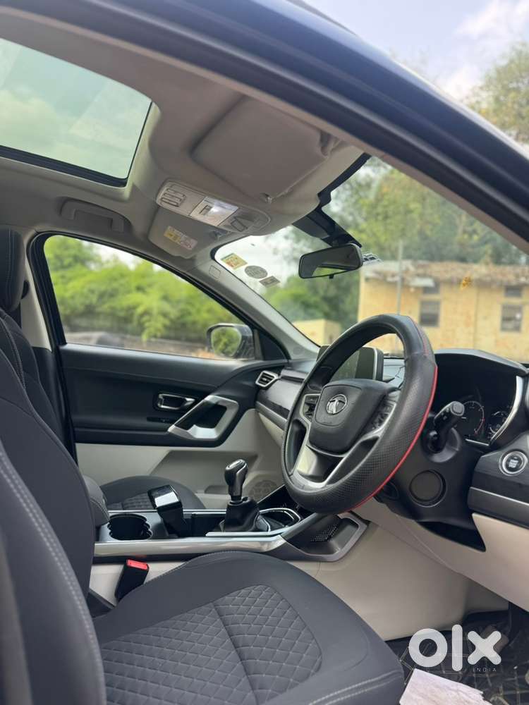 Tata Safari 2022 Xt+