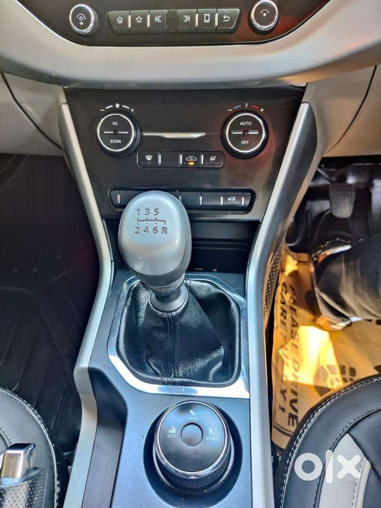 Tata Nexon 1.2 Revotron Xt, 2019, Petrol