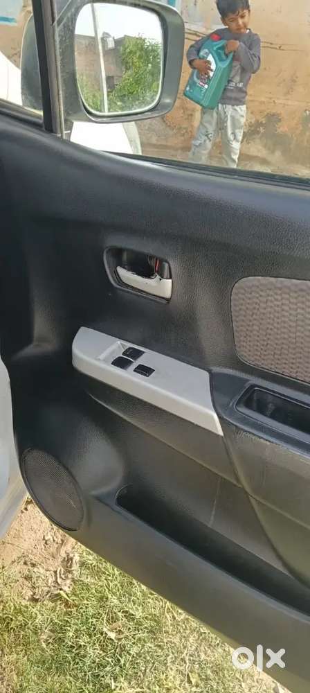 Maruti Suzuki Wagon R Stingray 2015