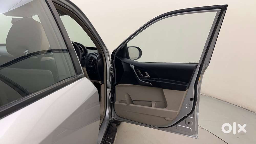 Mahindra Xuv500 W6 At, 2017, Diesel