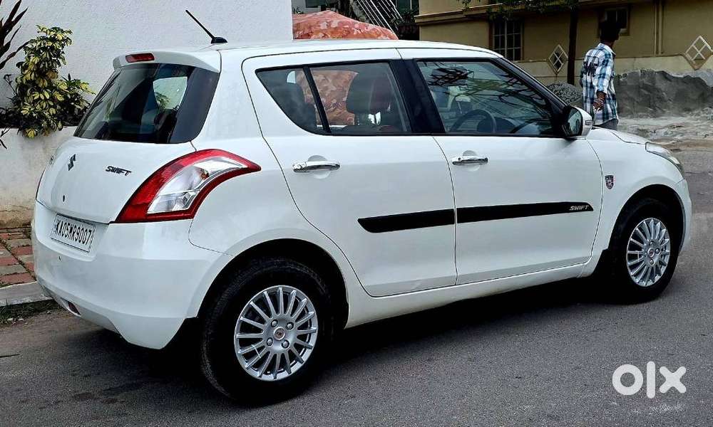 Maruti Suzuki Swift 1.2 VXI (O), 2015, Petrol