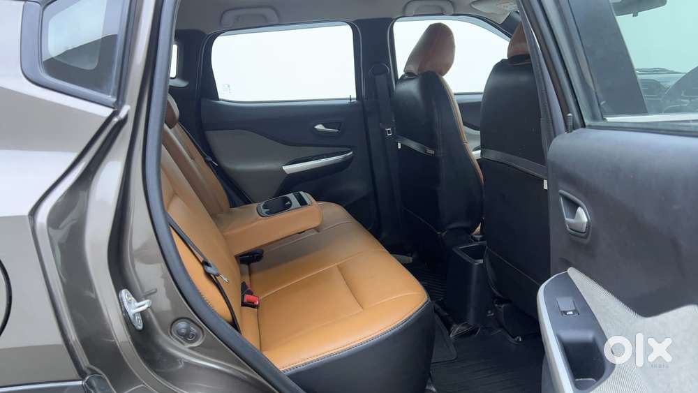 Nissan Magnite 1.0 Xv Executive, 2022, Petrol