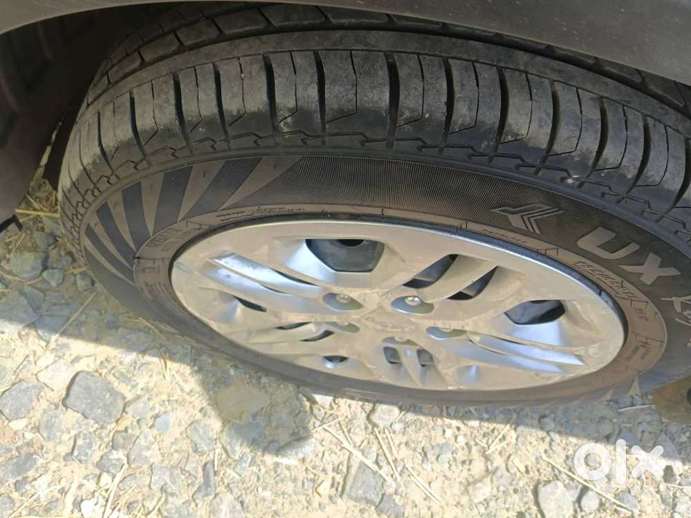 Kia Carens 24 Prestige (o) Petrol  20k+ Km  Ceramic Coated  5-yr W