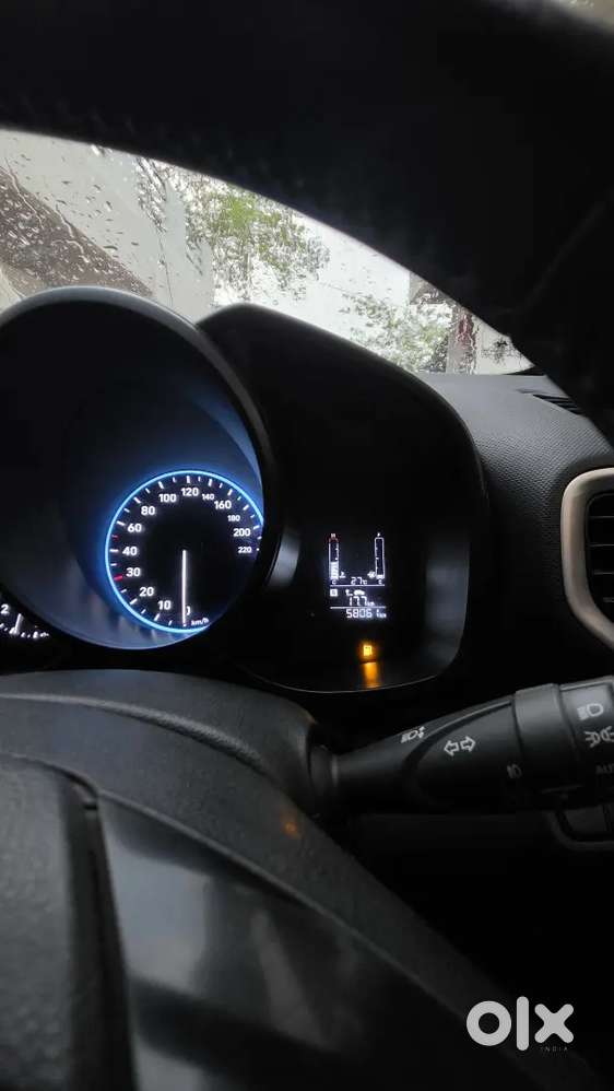 Hyundai Venue 2022 Petrol Well Maintained
