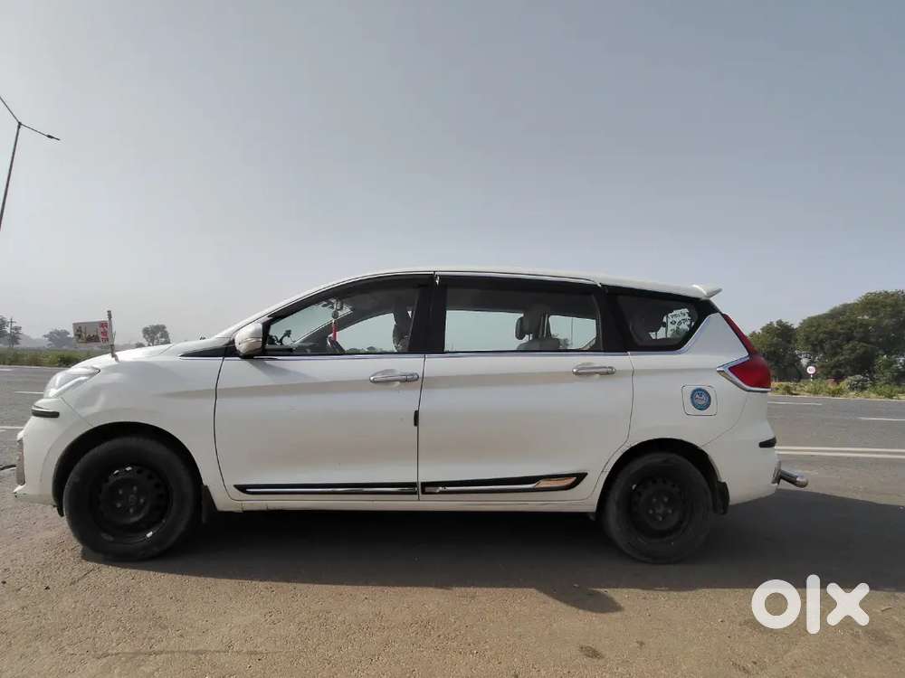 Maruti Suzuki Ertiga Vxi Petrol